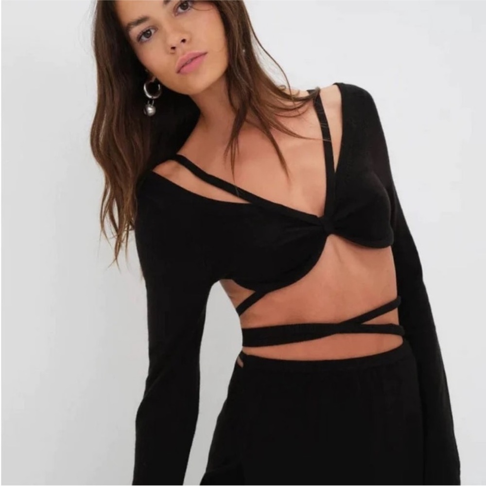 FOR LOVE & LEMONS - EDITH CROP SWEATER - BLACK SIZE m